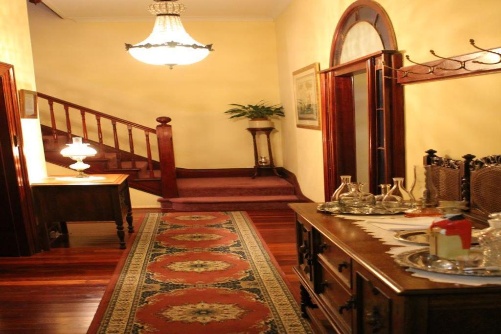 לינה וארוחת בוקר Greta Leconfield House מראה חיצוני תמונה